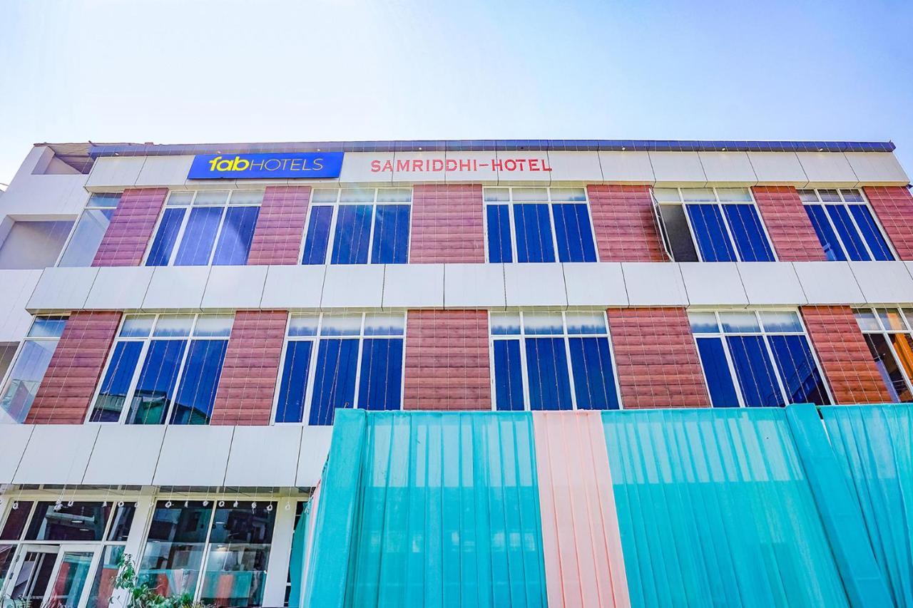Fabhotel Siddhi فاراناسي المظهر الخارجي الصورة